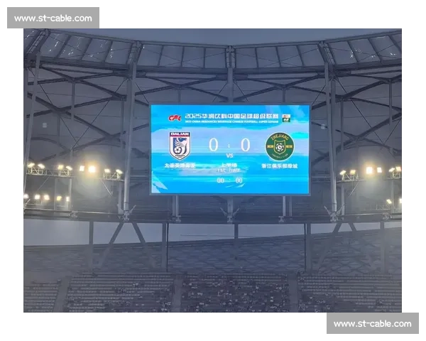 中超爆冷夜：榜首三强全不胜 海港优势剩 1 分 大连英博第 10 创历史