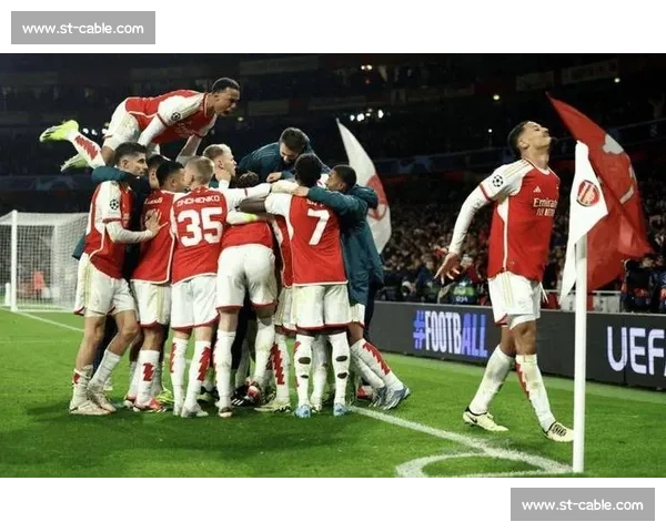 英超乱局！阿森纳领跑，黑马携热刺霸占前四