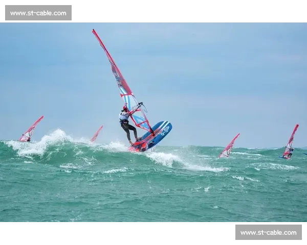 全运会帆板赛场：彝族姑娘阿于五牛的山海逐梦路